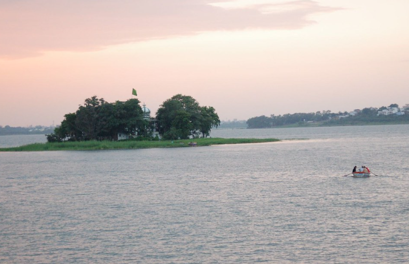 Shah Ali Shah Island